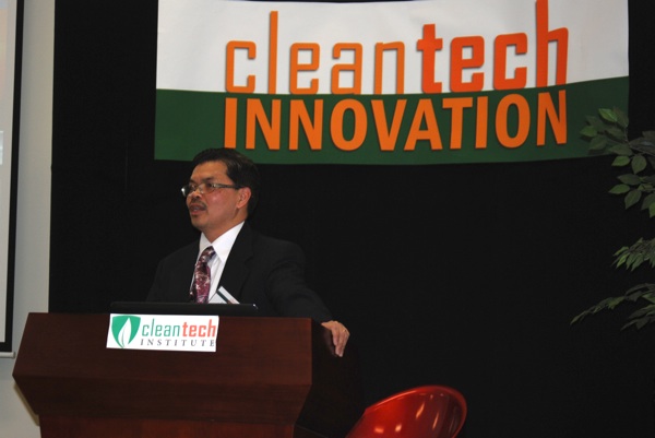 Lloyd Tran0 Cleantech Innovation 2011